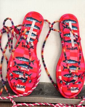 Gianni Bini Cayman Rainbow Ankle Wrap Flat Sandals NWOT Size 8.5